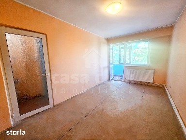 4 camere decomandat Micro 39B, balcoane 25 mp