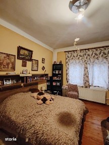 Oaza urbana in Centrul Vechi: casa 160 mp, teren 320 mp, garaj