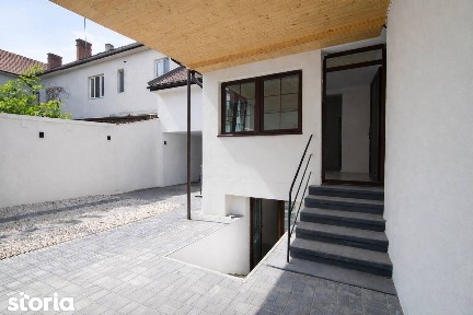 De vânzare casă individuală renovată | Curte proprie | Zona Abator