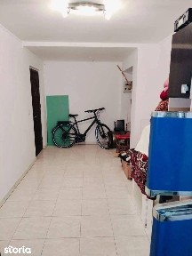 De vanzare apartament cu 2 camere și balcon, 82 mp, zona Roman Voda