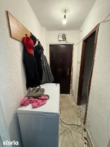 Garsoniera de vanzare, 28 mp, zona Craiovita - Materna