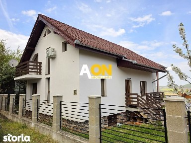 Casă cu 4 camere cu garaj, teren 619 mp, Alba Iulia - zona Micești