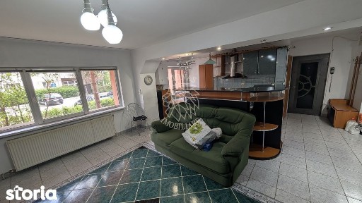 Apartament 4 camere 100 mp-balcon-parcare-beci-Central
