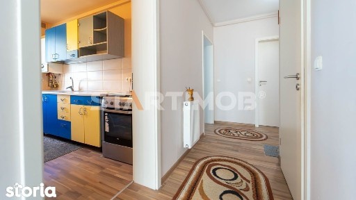 Apartament cu boxa si parcare zona Coresi