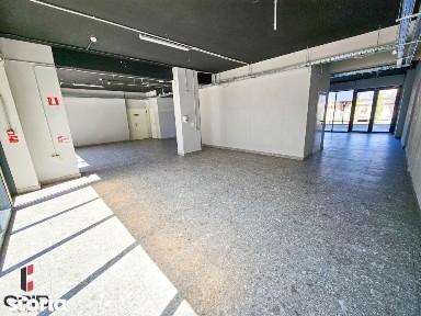 Spatiu comercial Vitrina 33ml Parcare Inclusa Crangasi Calea Giulesti