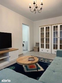 Apartament La Cheie, Etaj 1, Zona Independentei - H. Botev.