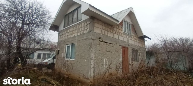 Vand casa in SLATINA-OLT CARTIER CLOCOCIOV