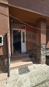 Casă / Vilă cu 5 camere de vânzare