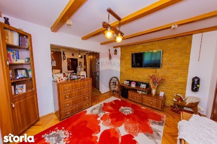 BLD BUCURESTI ETAJ 1 APARTAMENT CU 4 CAMERE DE VANZARE