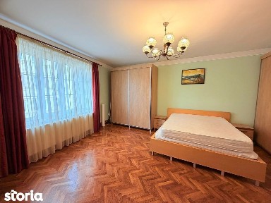 Apartament 3 camere de inchriat-Str. Victor Babes