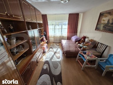 Apartament de vanzare, 3 camere, 65 mp, zona Nord