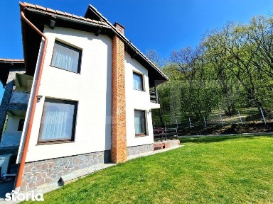 Casa premium 290 mp, teren 900 mp, la liziera padurii - Gilau