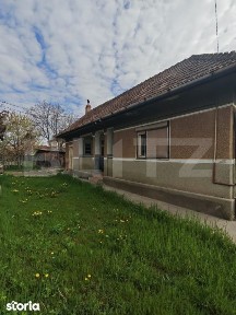 Casa batraneasca renovabila, 660 mp teren, in Mihai Viteazu !