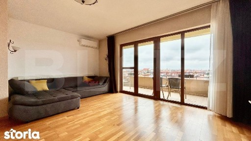 Apartament cu 3 camere, in curte privata