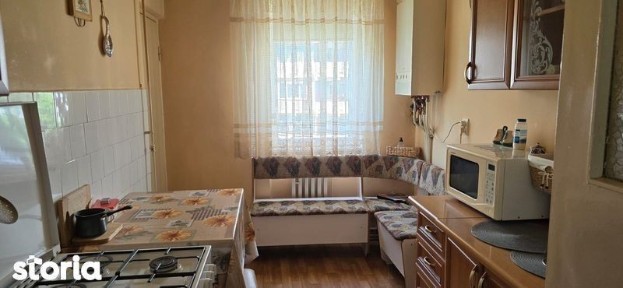 Apartament cu 4 camere