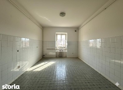 Apartament 3 camere Independenței