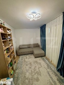 Apartament cu 3 camere, etaj 2, renovat complet - zona Centrala