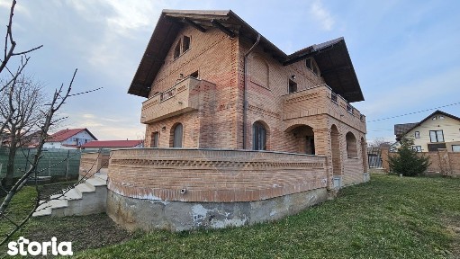 Casă / Vilă de lux, Scheia, Suceava