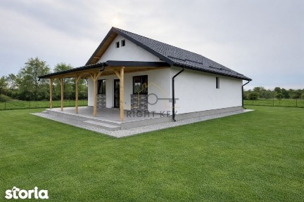 Oportunitate! Casa P+Pod, Placa, 3 Camere, Teren 400M! Comision 0%!