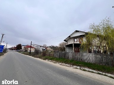 Casa in centrul com Maciuca, Oveselu, jud Valcea