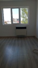 Vand camera de camin/garsoniera Buzau,cu baie,bdul Aurel Vlaicu,bloc Triton