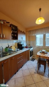 De vanzare apartament 3 camere,zona Lido