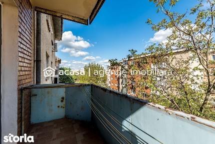 VÂNDUT! Apartament 3 camere Micalaca 300. Vedere superbă