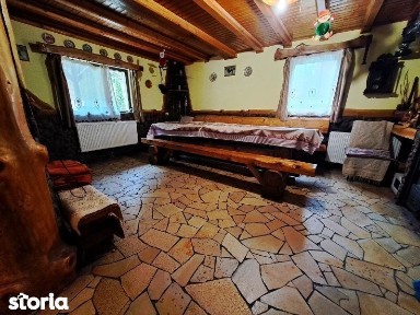 Cabana / Pensiune 9 dormitoare de vanzare, Valea Ierii, Cluj