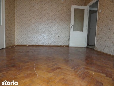 Apartament 3 camere conf. 1 parter inalt zona centrala, vad comercial