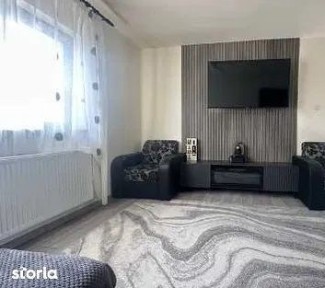 Unirii - Vanzare casa 4 camere - Str. Voinicenilor