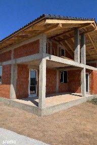 Casă de vânzare plan parter, Cordau.
