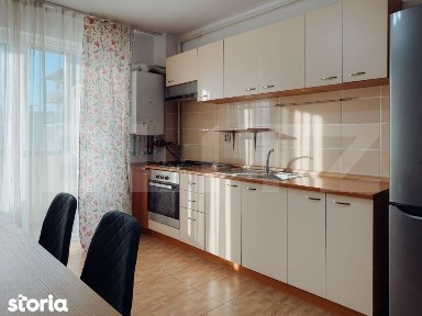 Apartament cu 3 camere, etajul 2, 59 mp, parcare, balcon, zona Florilo