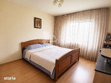 Apartament 3 camere de vânzare in zona Decebal, Oradea