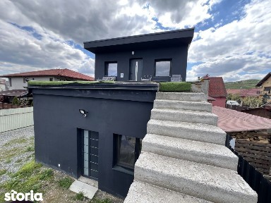 2 Case IDIVIDUALE,TEREN 1.100 MP, Avram iancu