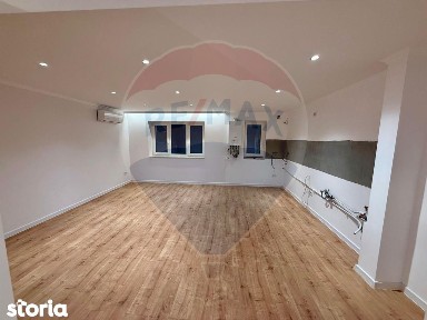 Apartament ultrafinisat cu 3 camere de vânzare în Mănăștur