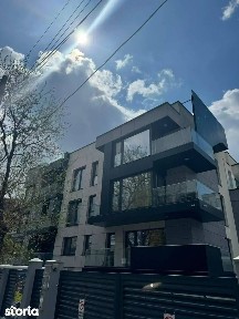 Unirii I Ap 2 camere | Terasa 40 mp I Comision 0 | Metrou 3 min |