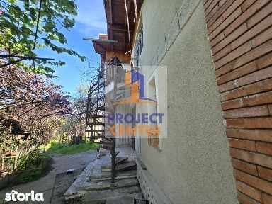 Casa cu 4 camere, anexa si teren de 1416 mp in Leordeni