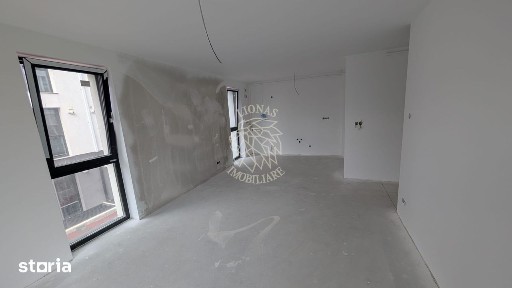 Apartament Ultrafinisat 3 camere-balcon-etaj 1-lift-Calea Moldovei