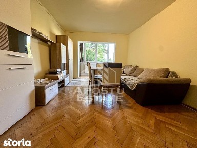 Apartament cu 3 camere de vanzare, centrala, zona Soarelui, Timisoara