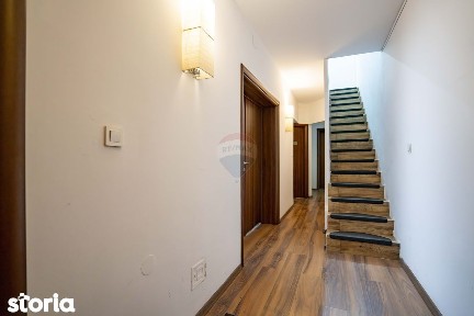 De vânzare casă cu 6 camere, ultracentral - str. Moscovei