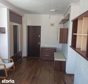Apartament 3 camere, Parcare, Zona Teilor