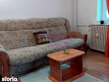 Garsoniera Piata Alba Iulia.