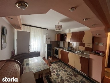 De vanzare 2 camere/Micro 14