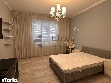 Apartament cu 3 camere de inchiriat central