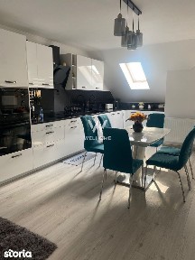 Vand apartamant 3 camere Șelimbăr.