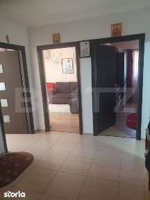 Apartament 3 camere, decomandat, loc de parcare + boxa - Valea Adanca