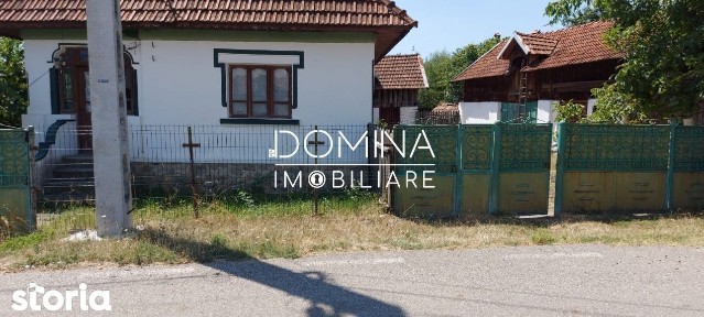 Vanzare casa traditionala, teren 1583 mp, Polovragi