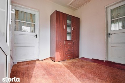 Casa in Leresti, la strada principala, cu rau in spate | teren 831 mp-