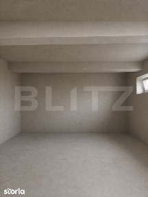 Apartament de 2 camere, demisol, zona centrala