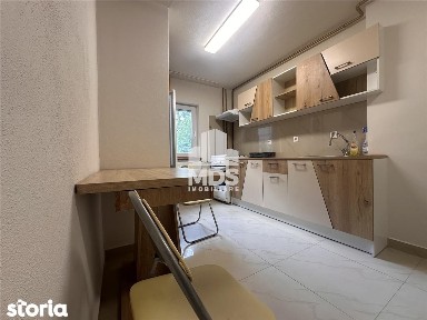 Etaj 1 Soarelui langa scoala
